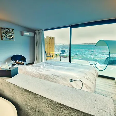 Suites Saint Pierre Bed & Breakfast